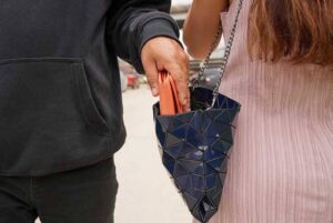 Prevent pickpocketing